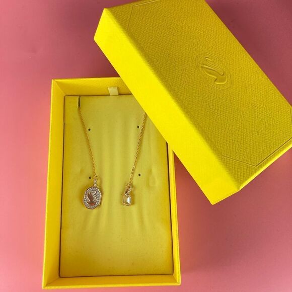 Swarovski Signum Y necklace
Swan, White, Rose gold-tone plated - Picture 6 of 6